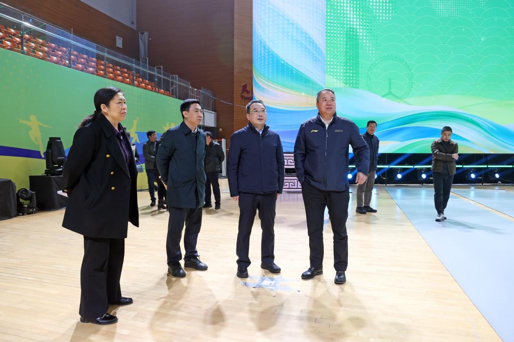 天津市體育局局長、黨組書記薛輝率隊赴天津師大檢查指導開幕式籌備工作